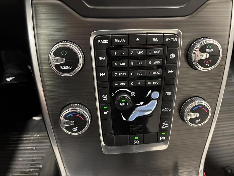 Volvo XC70 vaihtoauto