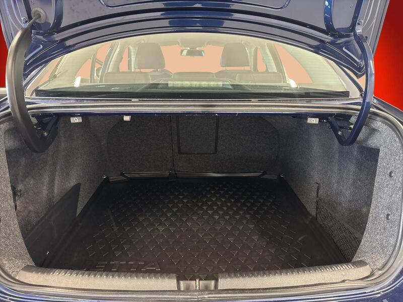 Volkswagen Jetta vaihtoauto