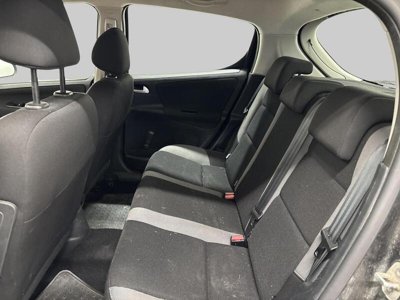 Peugeot 207 vaihtoauto