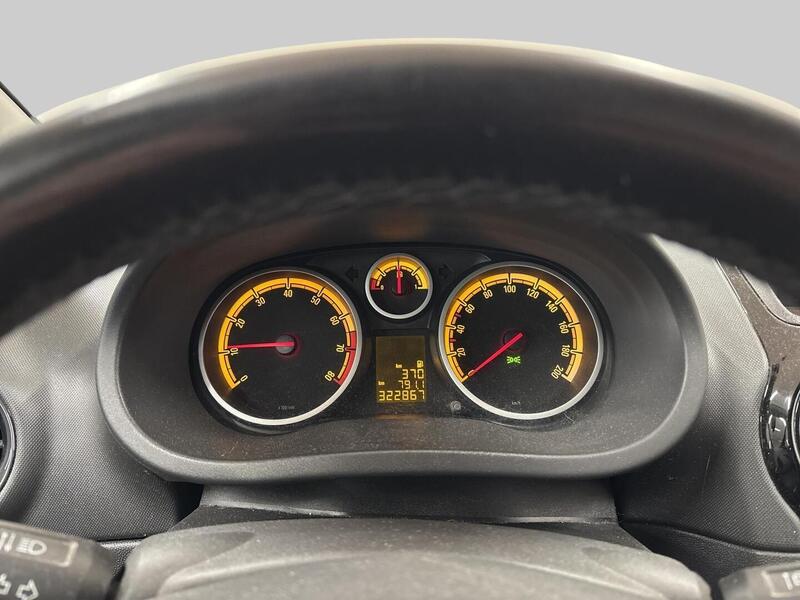 Opel Corsa vaihtoauto