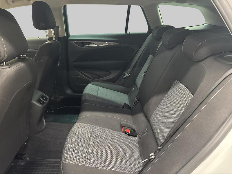 Opel Insignia vaihtoauto