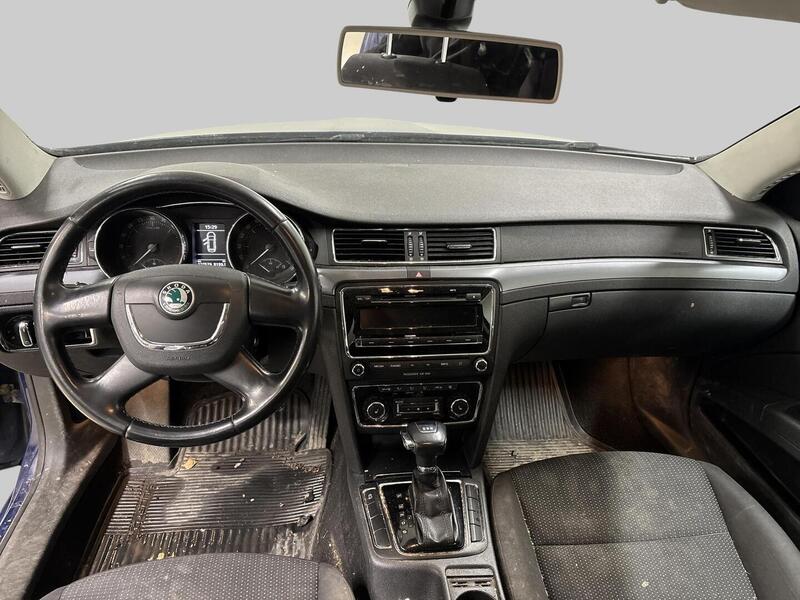 Skoda Superb vaihtoauto