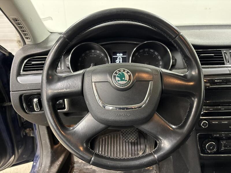 Skoda Superb vaihtoauto