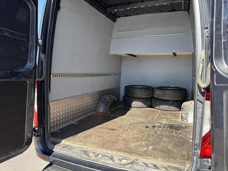 Mercedes-Benz Sprinter vaihtoauto