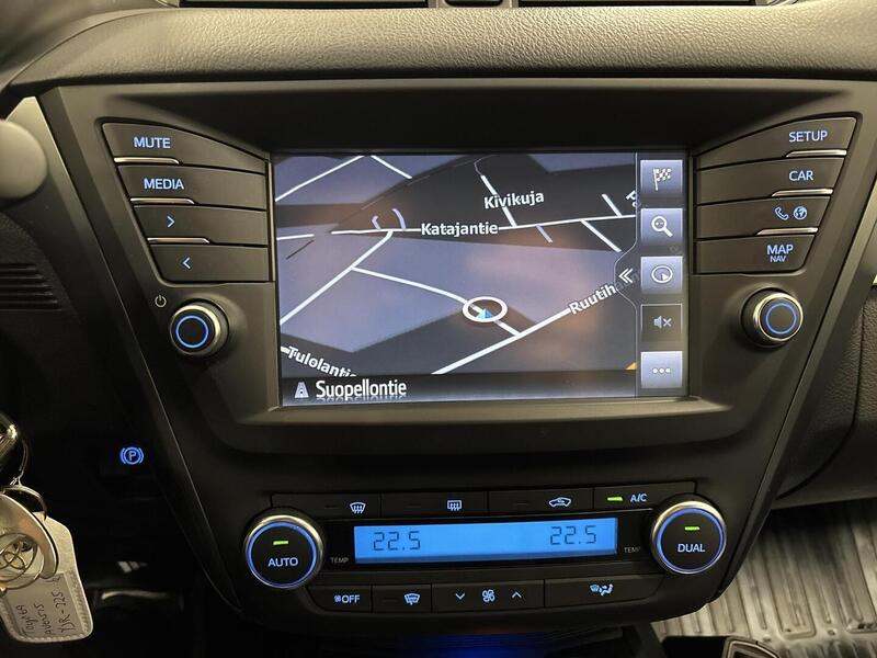 Toyota Avensis vaihtoauto