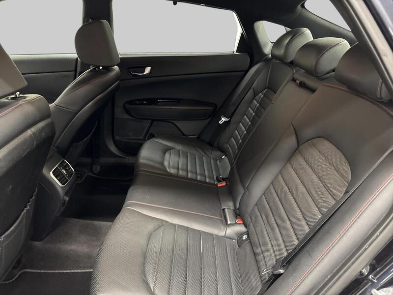 Kia Optima vaihtoauto