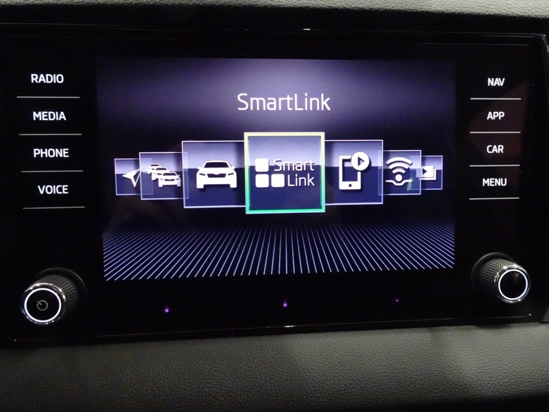 Skoda Karoq vaihtoauto