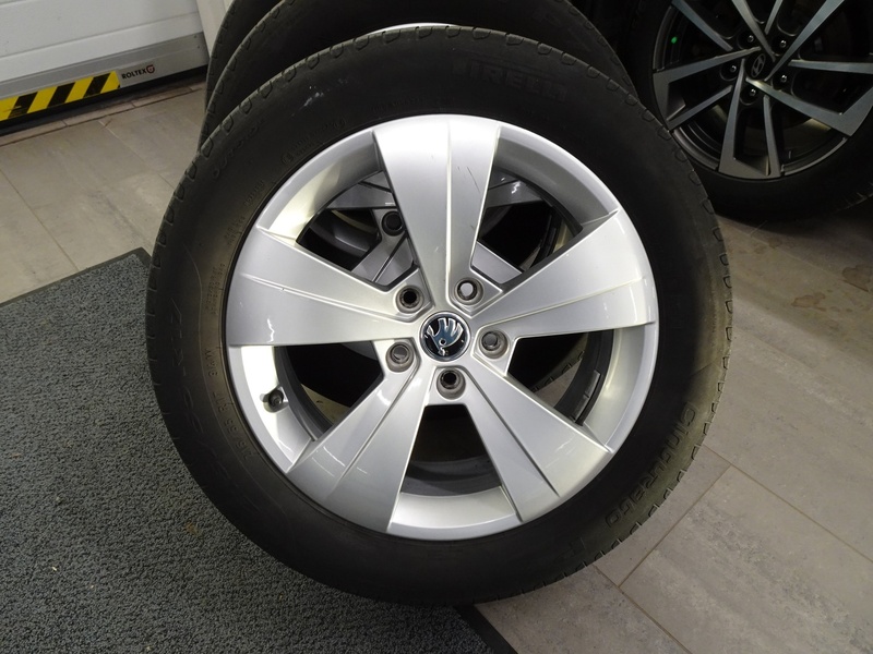 Skoda Superb vaihtoauto