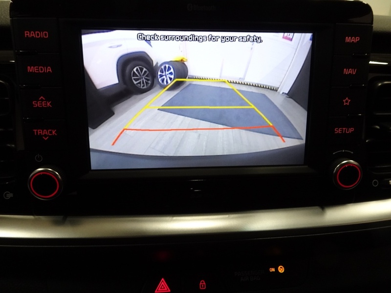 Kia Stonic vaihtoauto