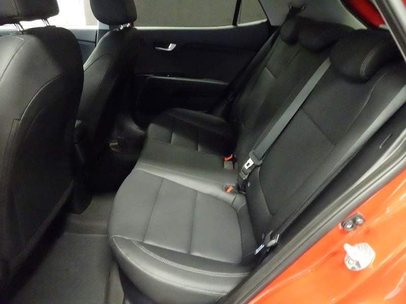 Kia Stonic vaihtoauto