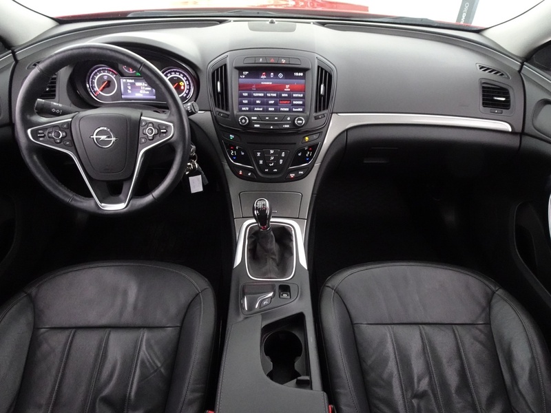 Opel Insignia vaihtoauto