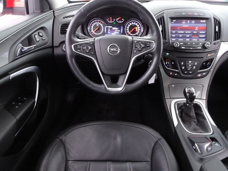 Opel Insignia vaihtoauto