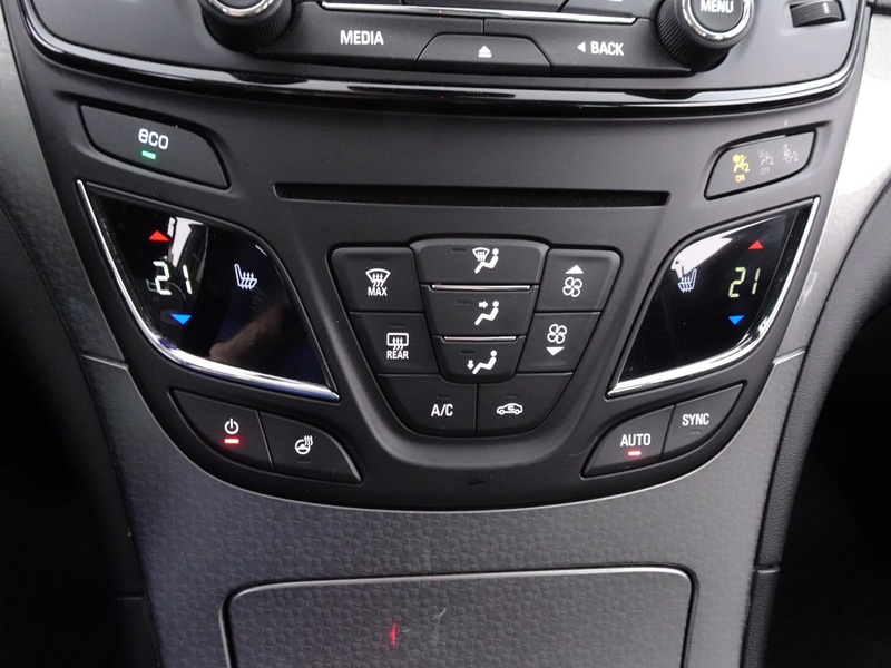 Opel Insignia vaihtoauto