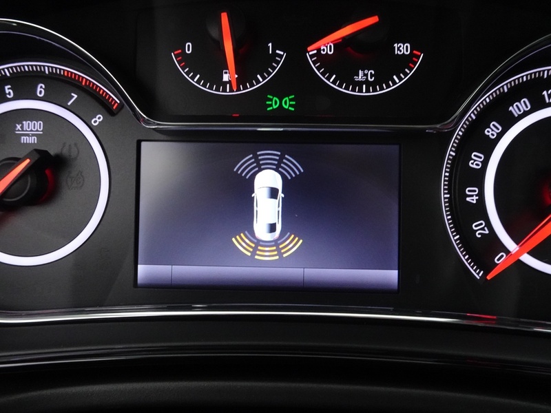 Opel Insignia vaihtoauto