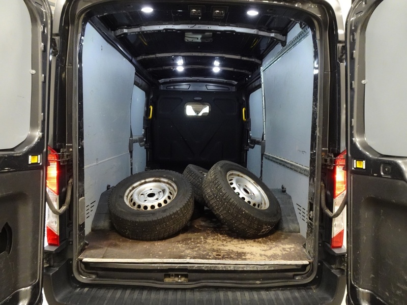 Ford Transit vaihtoauto