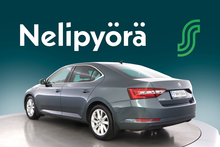 Skoda Superb vaihtoauto