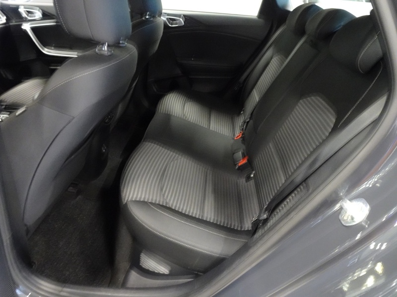 Kia Ceed vaihtoauto