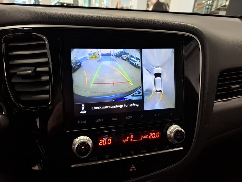 Mitsubishi Outlander PHEV vaihtoauto