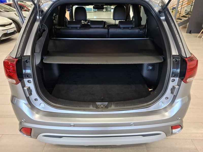 Mitsubishi Outlander PHEV vaihtoauto