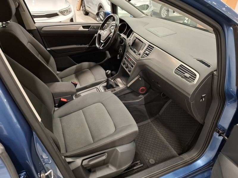 Volkswagen Golf Sportsvan vaihtoauto