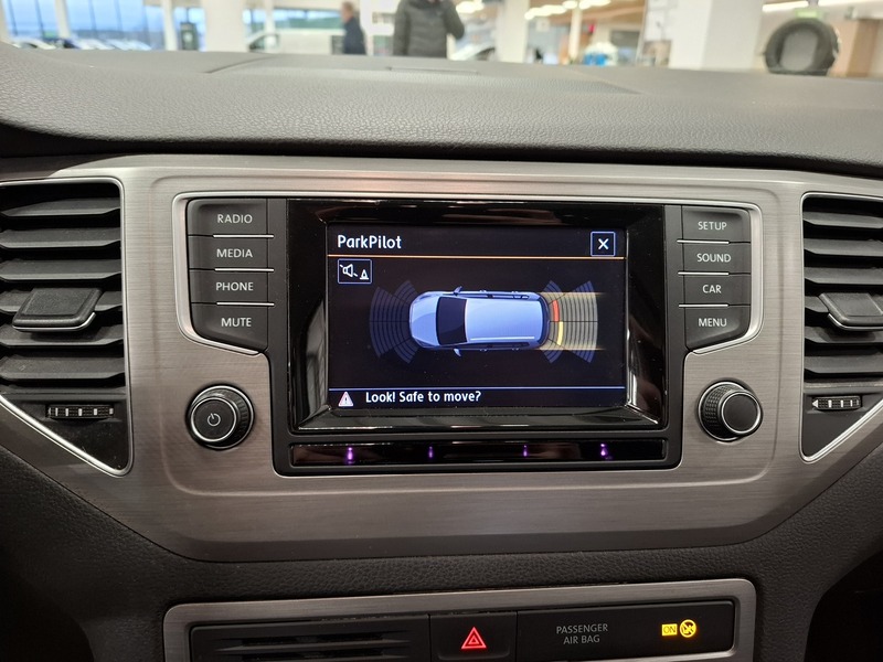 Volkswagen Golf Sportsvan vaihtoauto