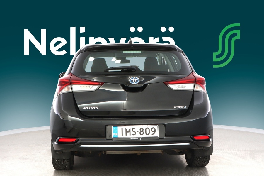 Toyota Auris vaihtoauto