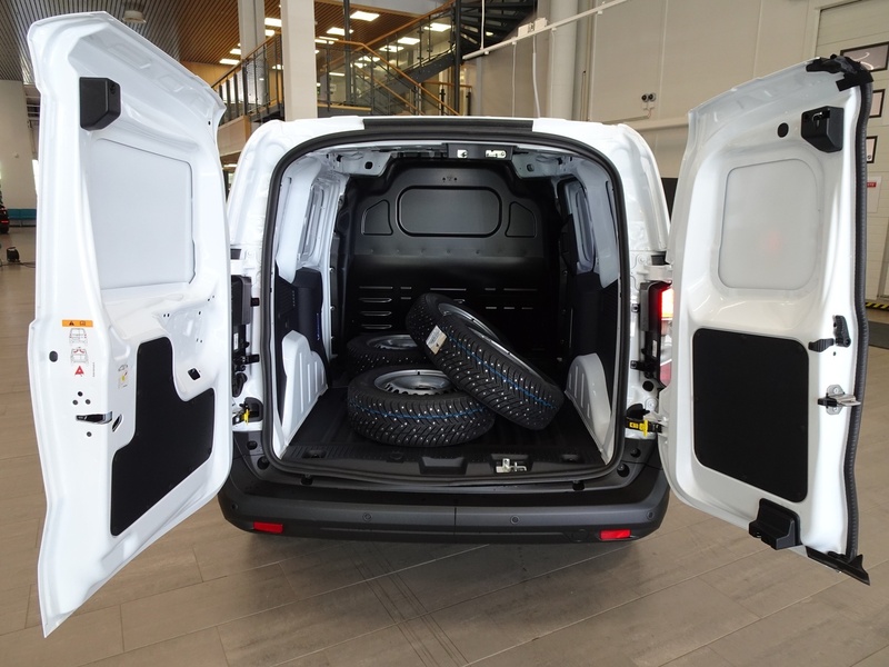 Ford Transit Courier vaihtoauto