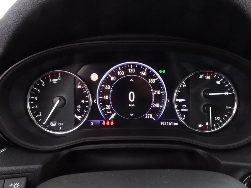 Opel Insignia vaihtoauto