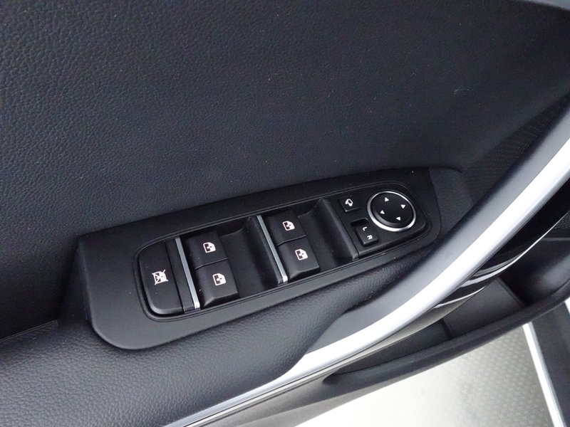 Kia XCeed vaihtoauto