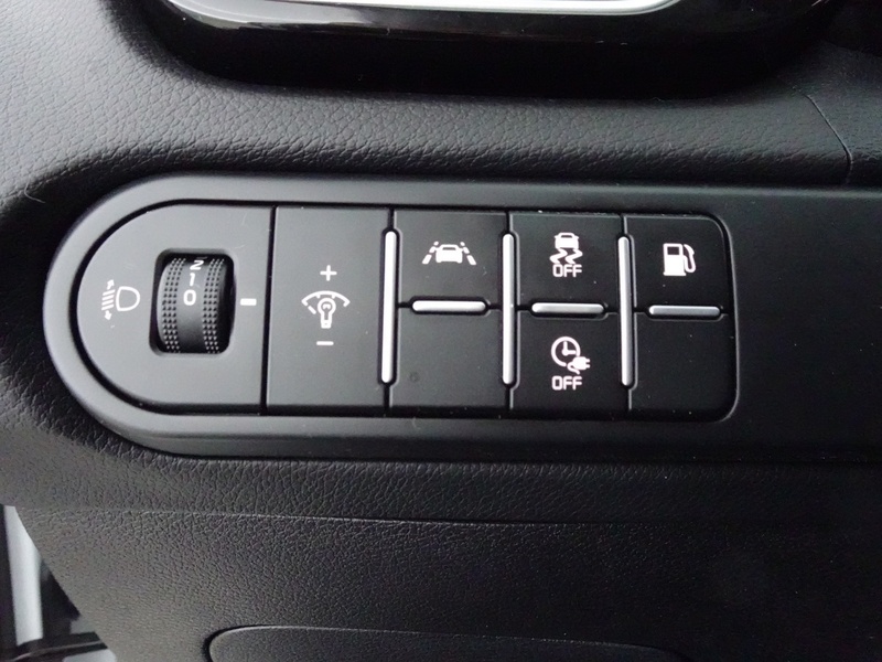 Kia XCeed vaihtoauto