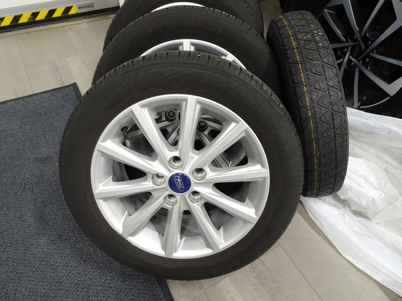 Ford Focus vaihtoauto