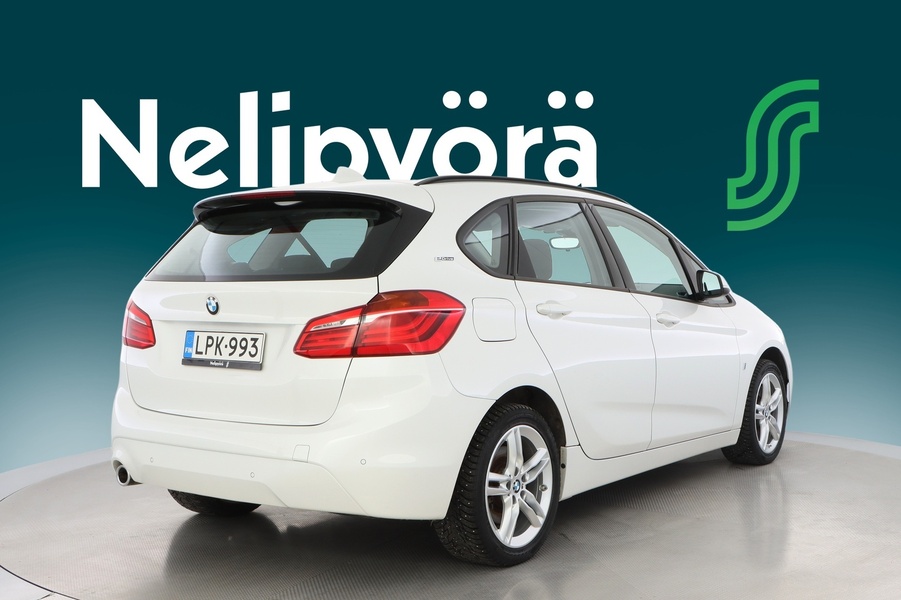 BMW 225 vaihtoauto