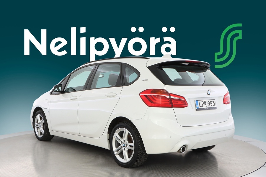 BMW 225 vaihtoauto
