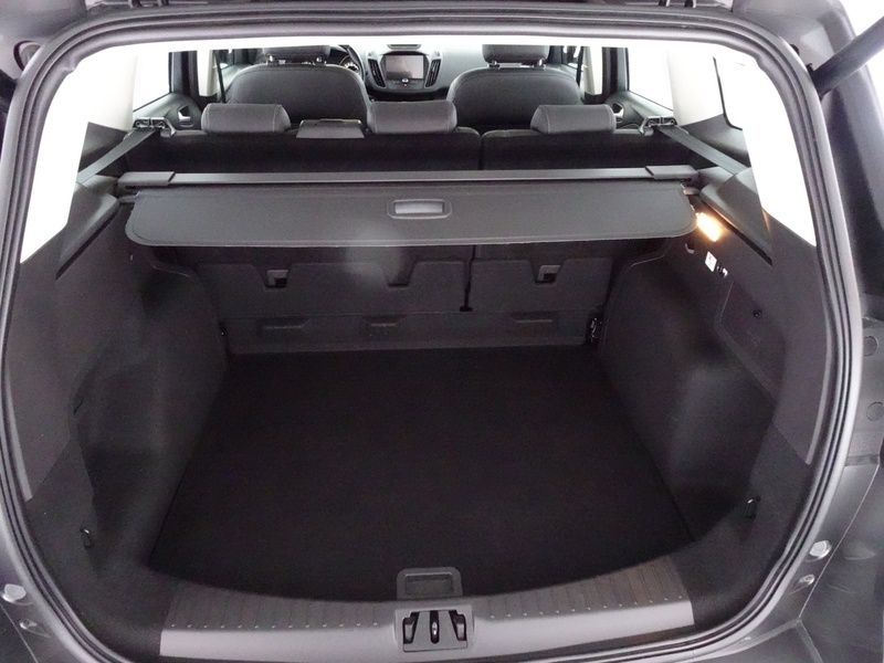 Ford Kuga vaihtoauto