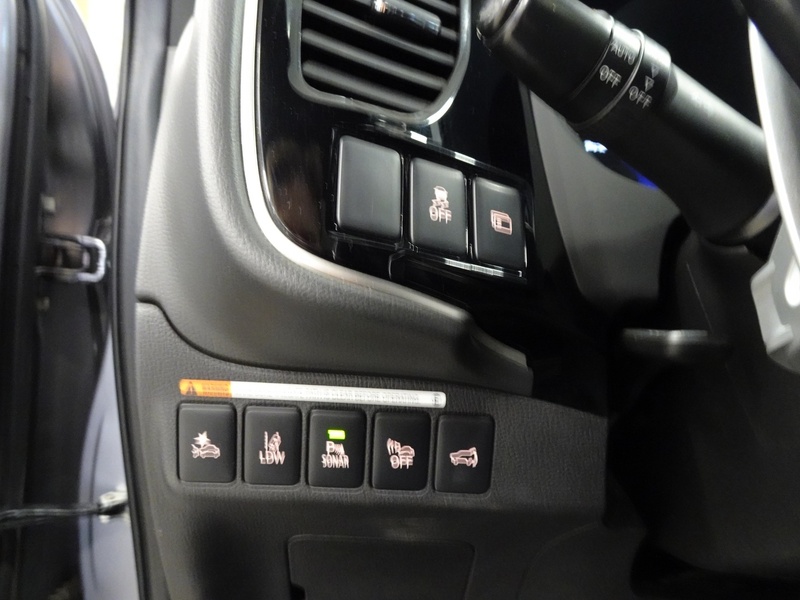 Mitsubishi Outlander PHEV vaihtoauto