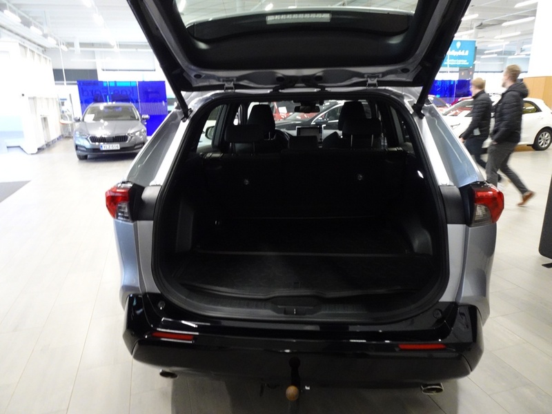 Toyota RAV4 vaihtoauto
