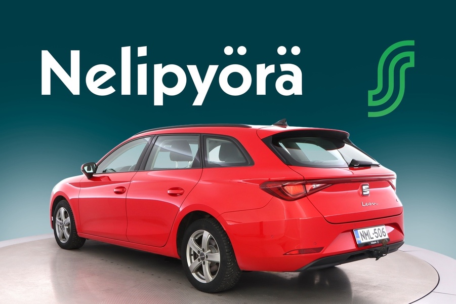 SEAT Leon Sportstourer vaihtoauto