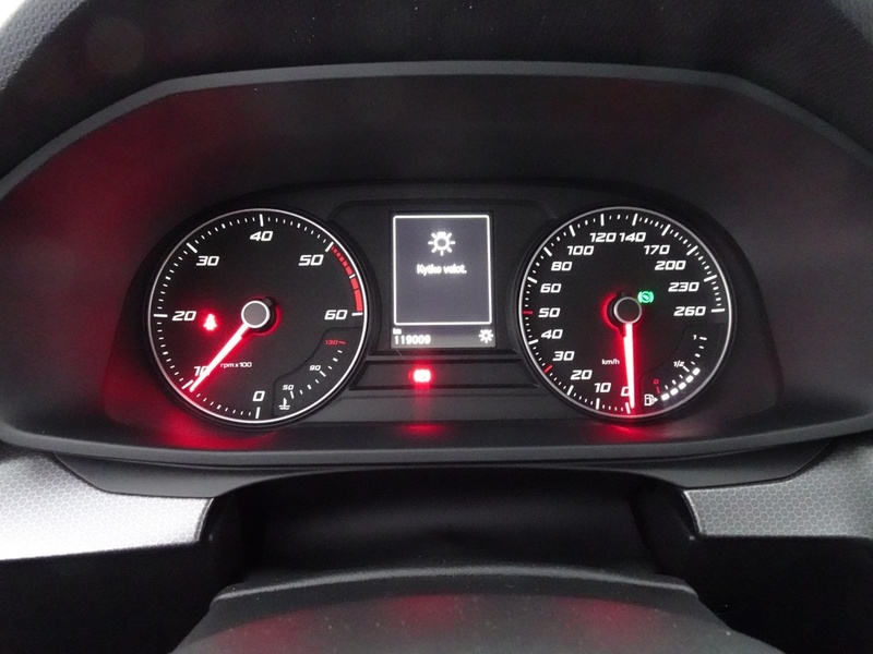 SEAT Leon Sportstourer vaihtoauto