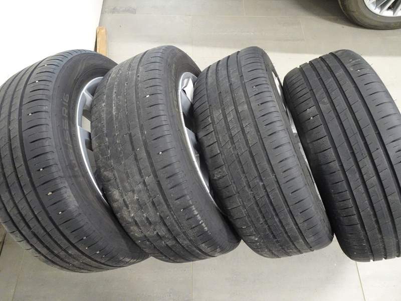 SEAT Leon Sportstourer vaihtoauto