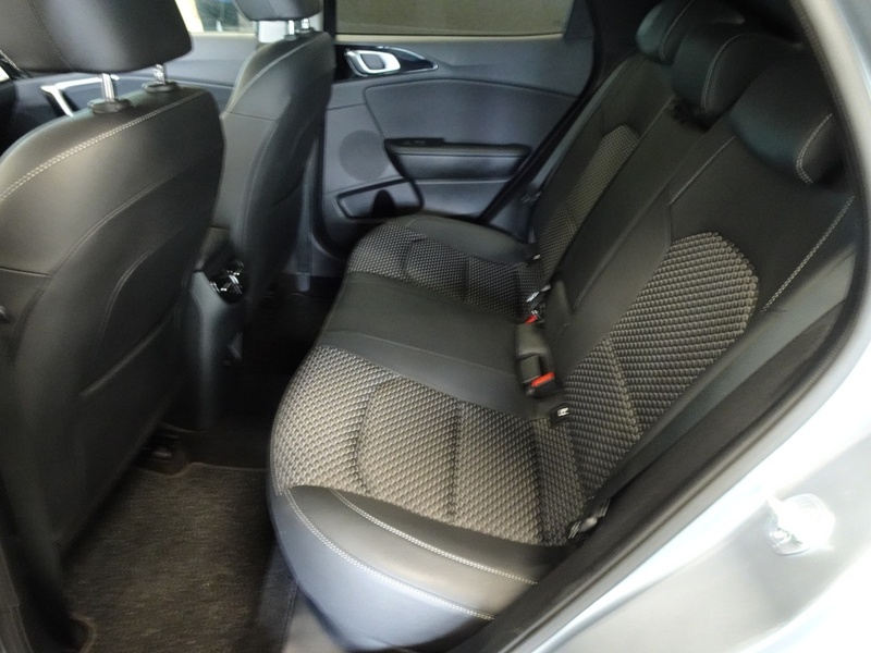 Kia XCeed vaihtoauto