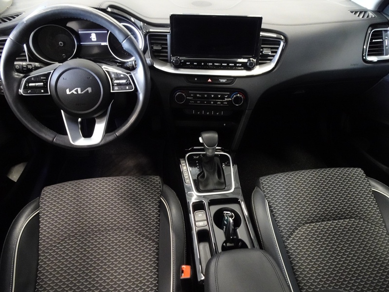 Kia XCeed vaihtoauto