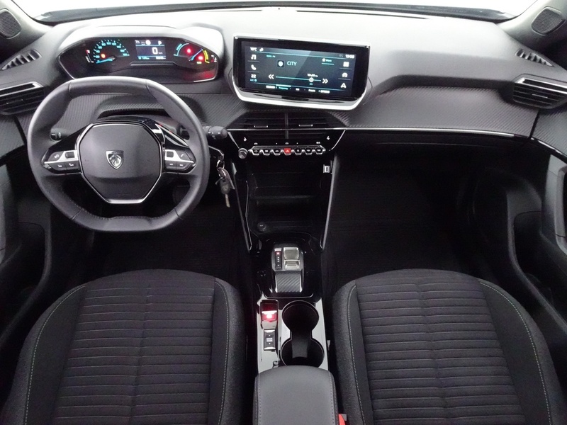 Peugeot e-2008 vaihtoauto