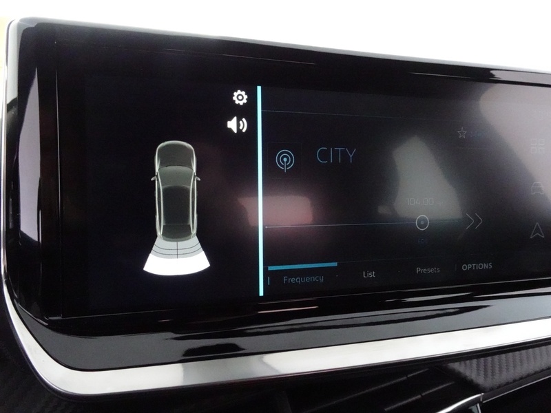 Peugeot e-2008 vaihtoauto