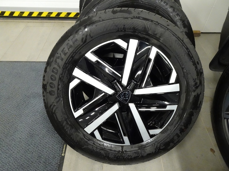 Peugeot e-2008 vaihtoauto