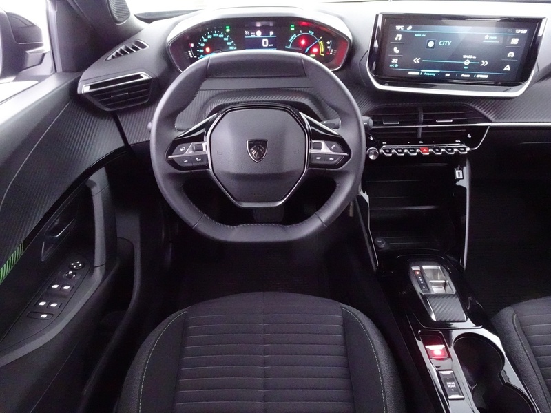 Peugeot e-2008 vaihtoauto