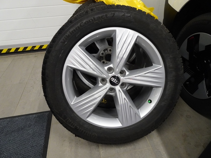 Audi Q4 e-tron vaihtoauto