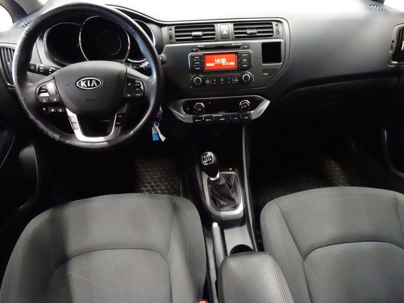 Kia Rio vaihtoauto