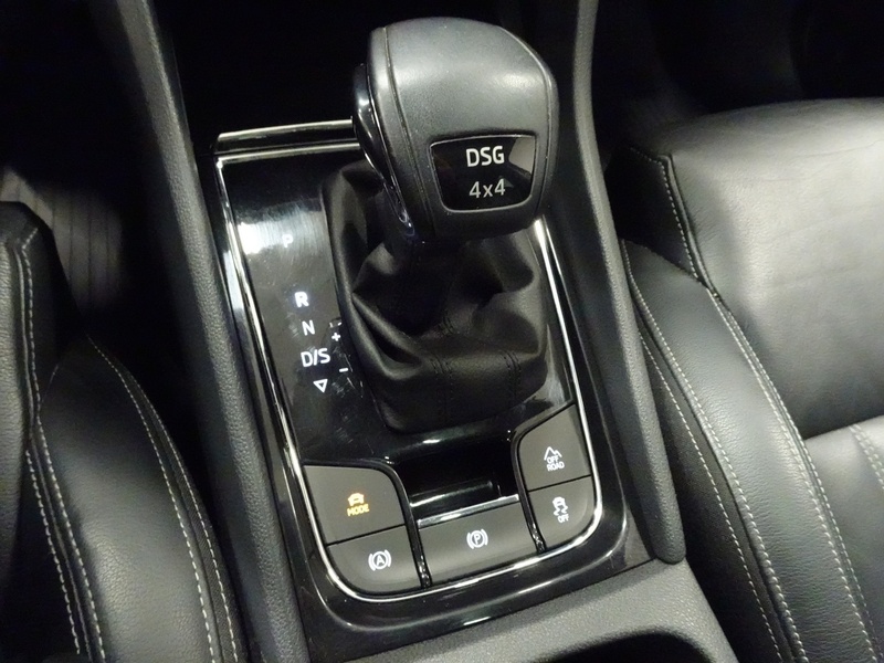 Skoda Karoq vaihtoauto