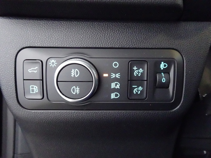 Ford Kuga vaihtoauto