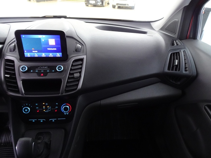 Ford Transit Connect vaihtoauto